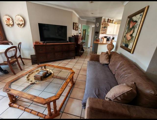 3 BEDROOM SIMPLEX FOR SALE IN ELARDUSPARK